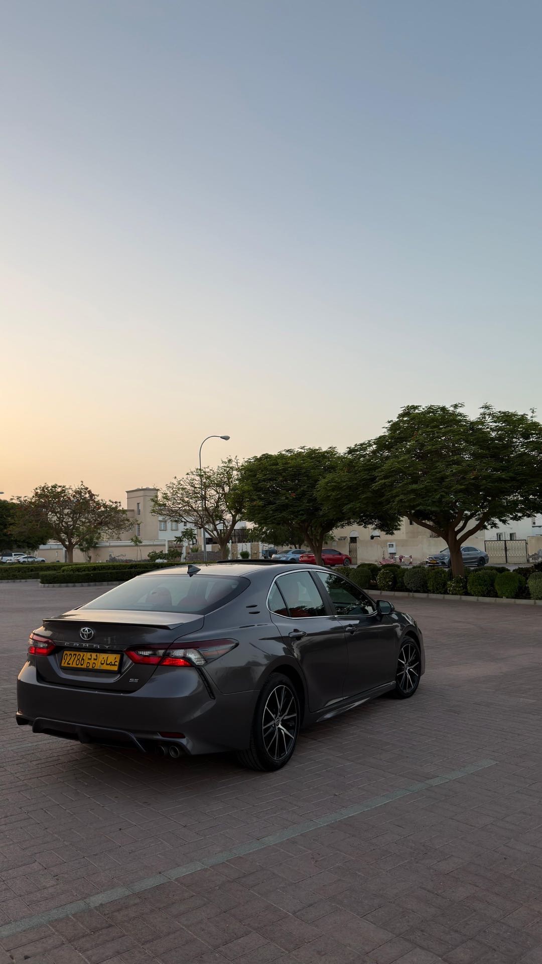 2023 Toyota Camry SE thumbnail 9