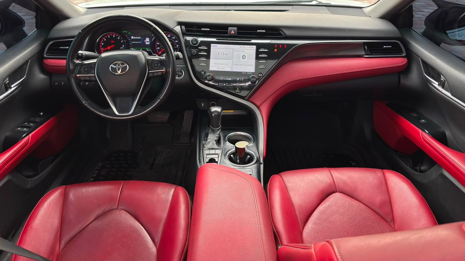 2020 Toyota Camry XSE thumbnail 7