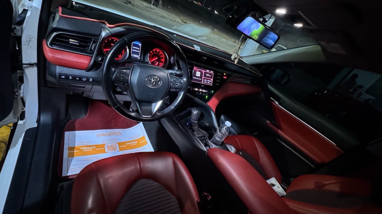 2020 Toyota Camry TRD thumbnail 5
