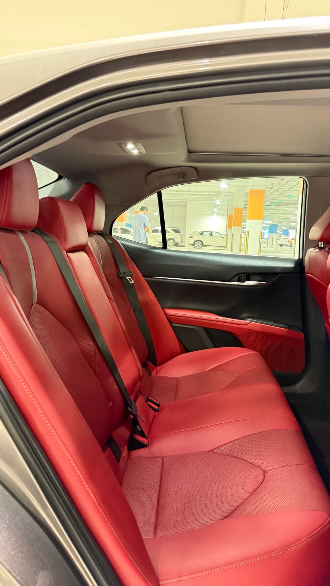 2021 Toyota Camry XSE thumbnail 5