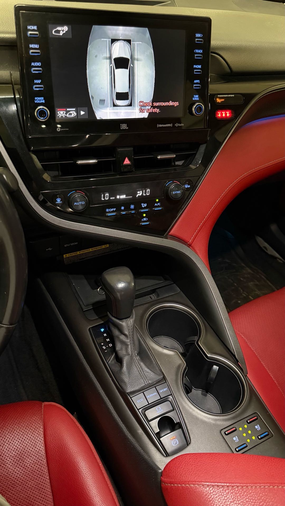 2021 Toyota Camry XSE thumbnail 8
