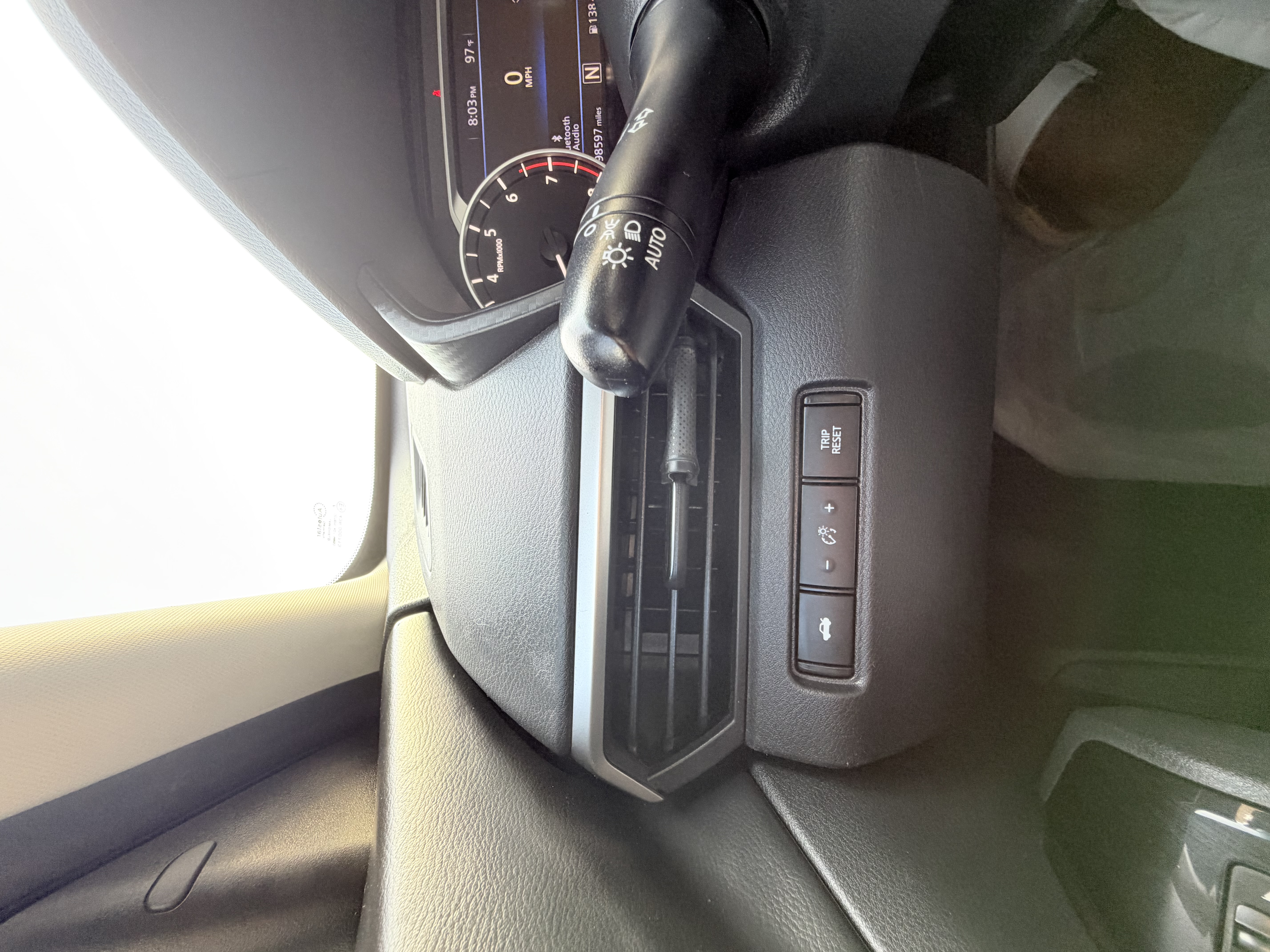 2021 Nissan Altima SV thumbnail 19
