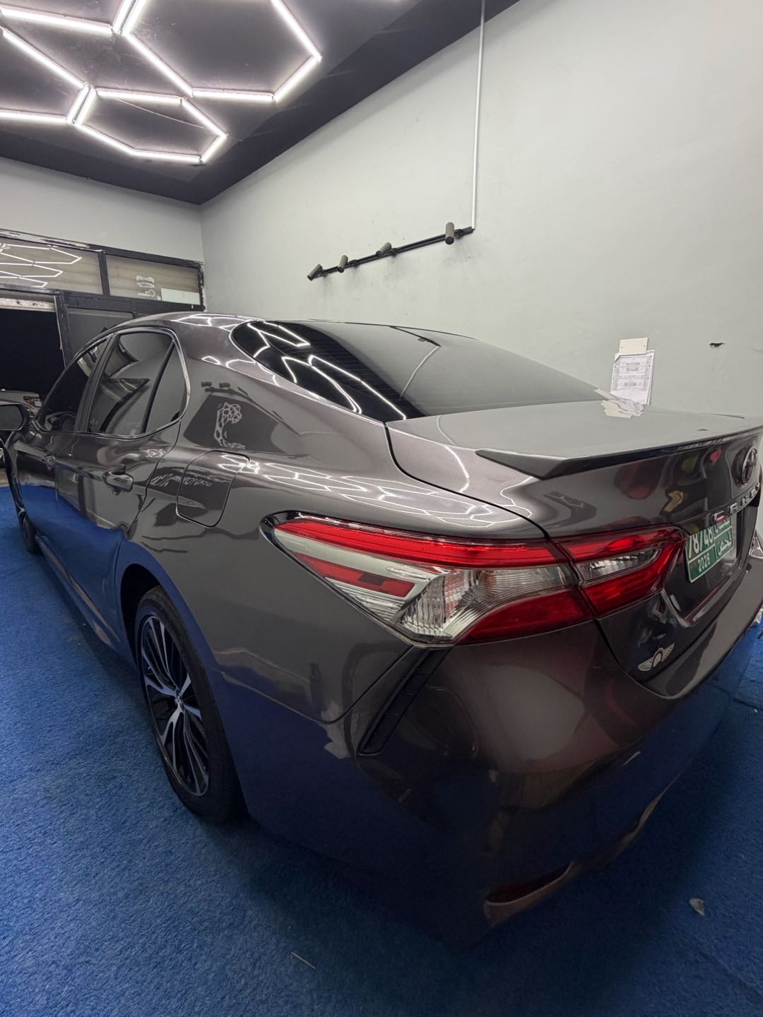 2018 Toyota Camry SE thumbnail 22