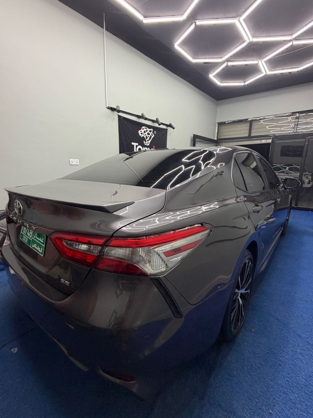 2018 Toyota Camry SE thumbnail 25
