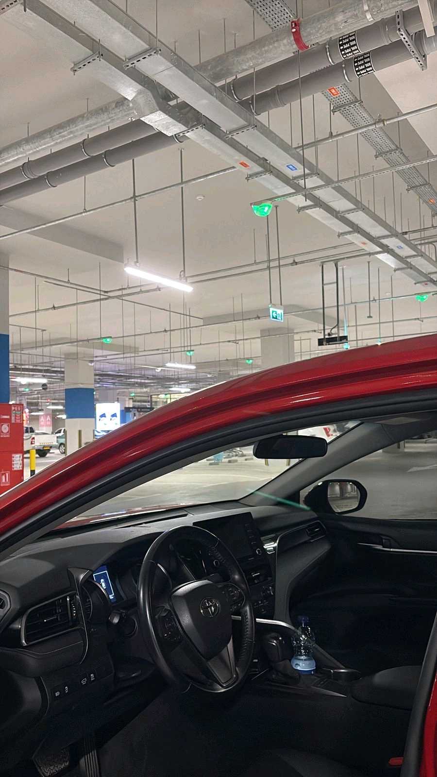 2022 Toyota Camry SE thumbnail 4