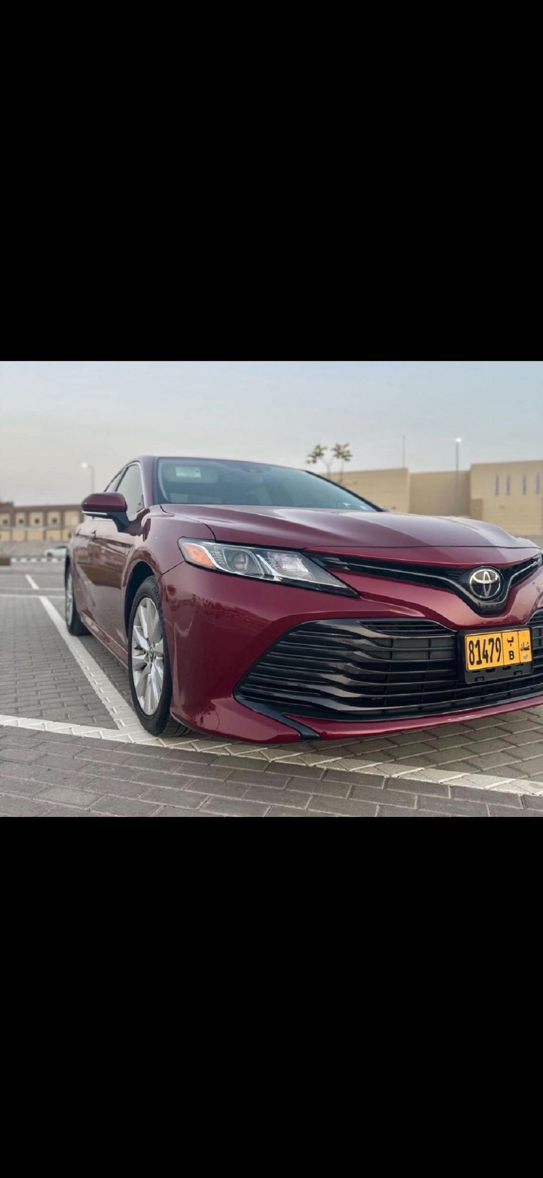 2019 Toyota Camry LE thumbnail 2